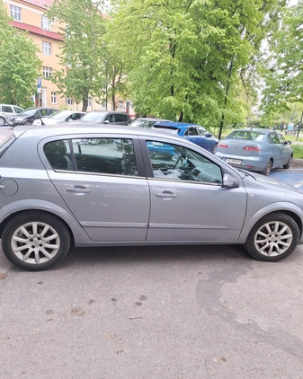 Opel Astra cena 6500 przebieg: 257000, rok produkcji 2004 z Bydgoszcz małe 67